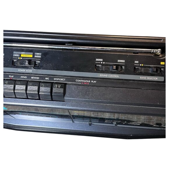 Vtg Magnavox D8300 AM FM Stereo Boombox Radio Dual Cassette Works Sounds Great! - Picture 16 of 16